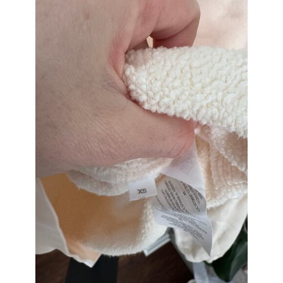 CLOSED Organic Cotton Cream Crewneck Womens - Picture 3 of 5